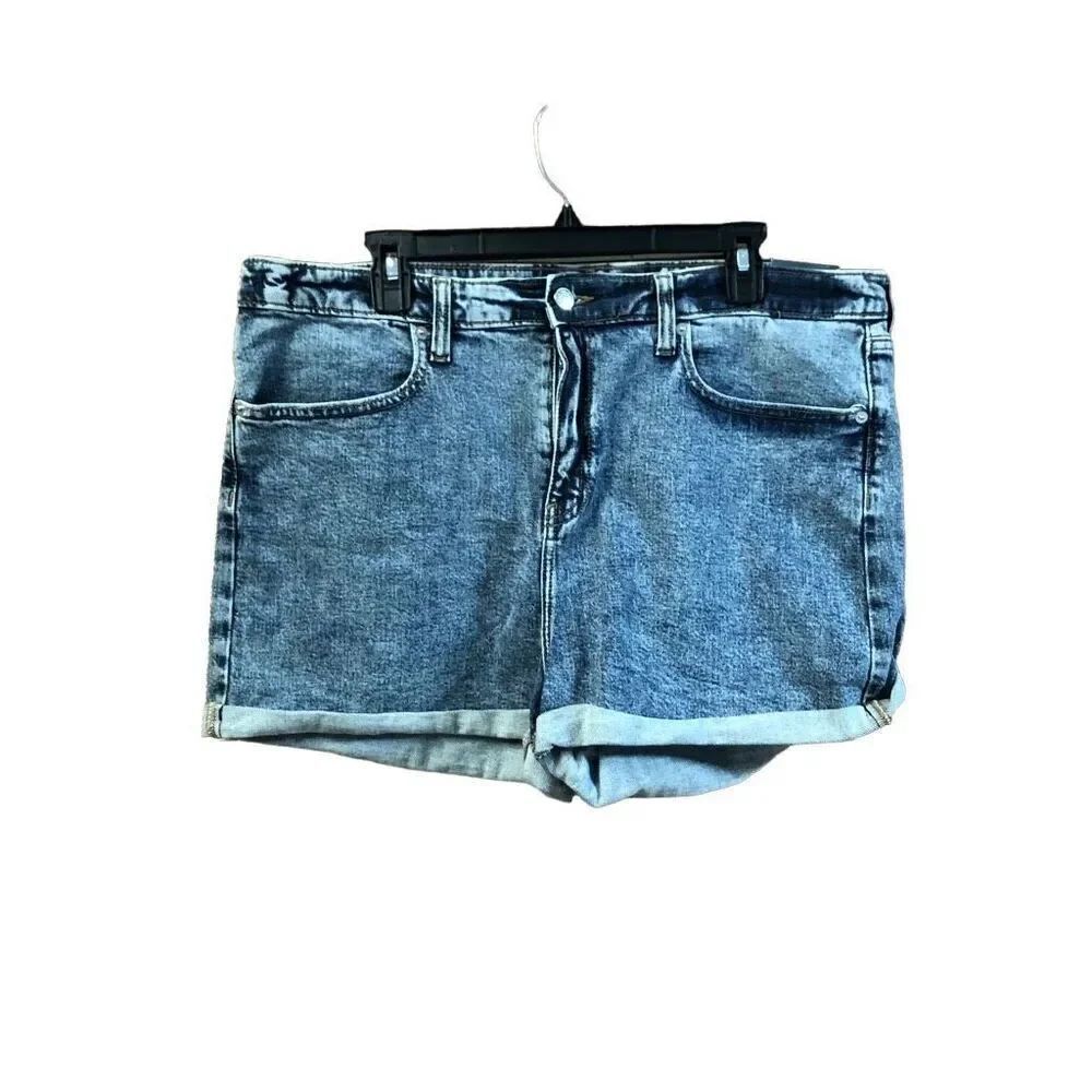 Wild Fable High Rise Denim Jean Shorts Size 18 NWT